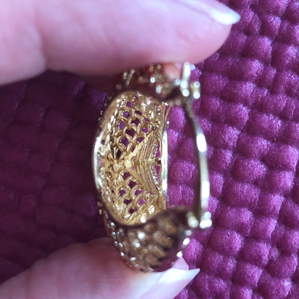 18k Gold Plated Basket Weave Hoops 💛 - Picture 7 of 10